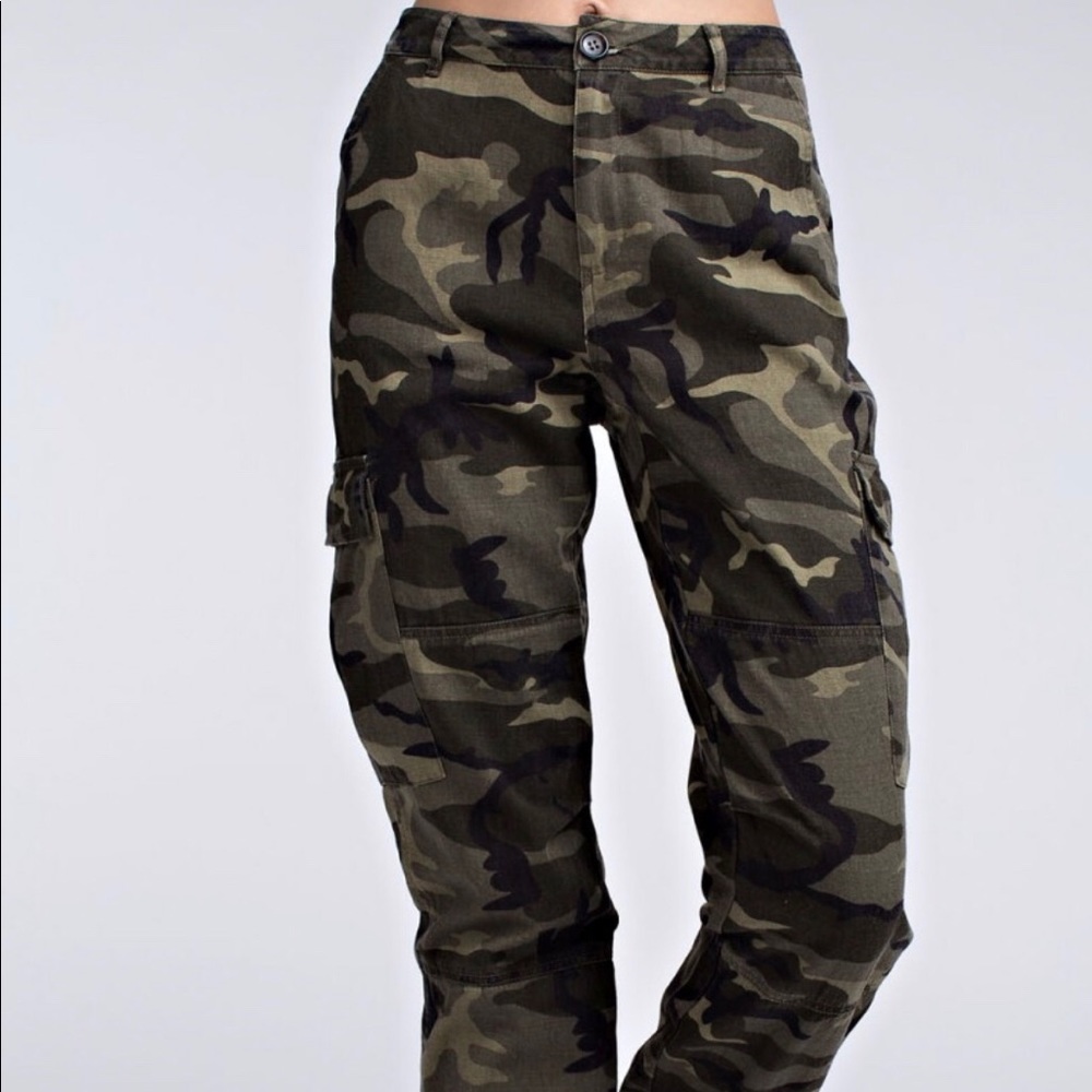 🆕Camo Military Pants - Picture 4 of 5
